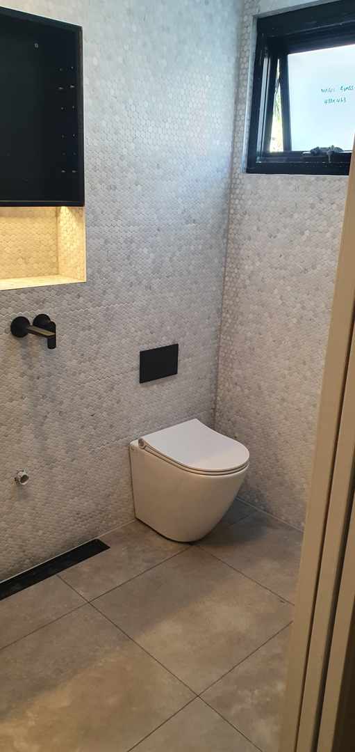 Fix Leaking Showers - Complete Bathroom Makeovers